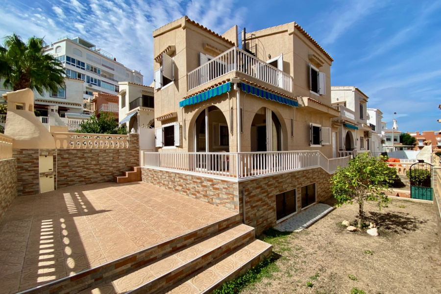 Resale - Townhouse / Duplex - Torrevieja  - Torreblanca