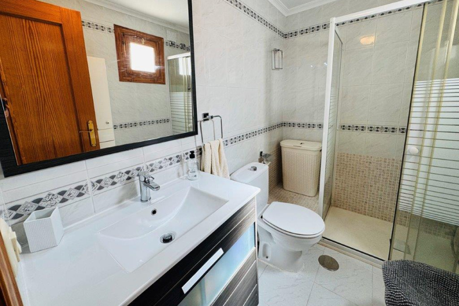 Resale - Apartment/Bungalow - Torrevieja  - La Mata