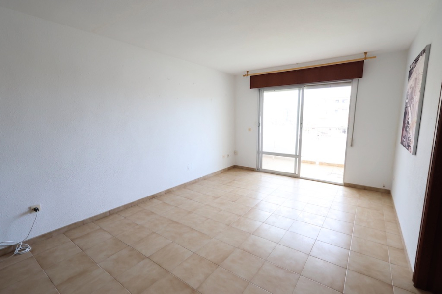 Resale - Lägenhet / Bungalow  - Orihuela Costa - Punta Prima