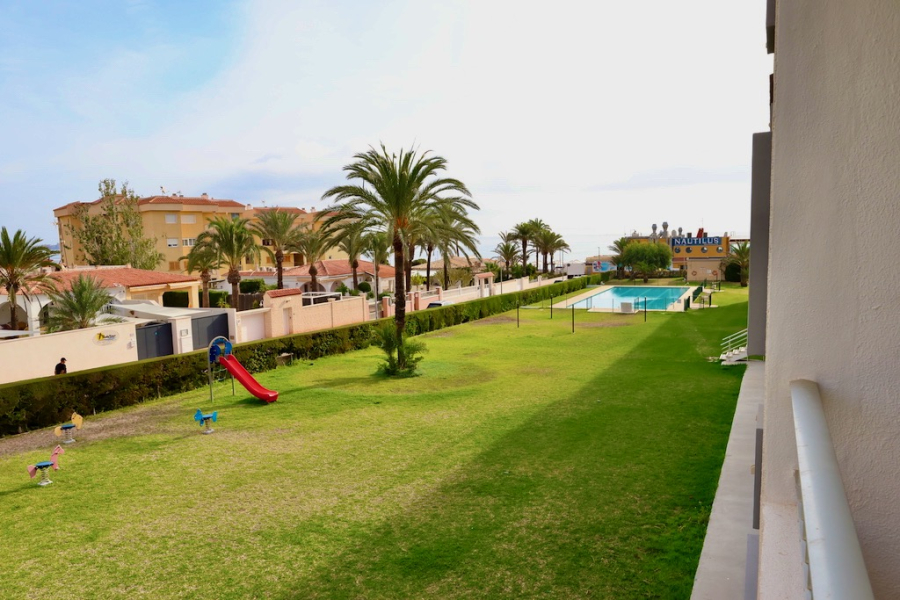 Resale - Apartment/Bungalow - Orihuela Costa - Punta Prima