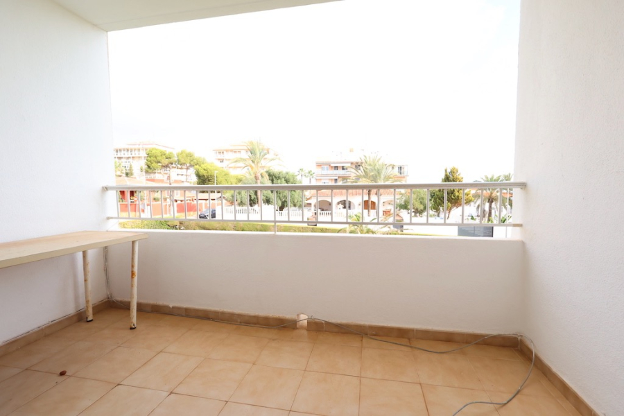 Resale - Apartamento/Bungalow - Orihuela Costa - Punta Prima