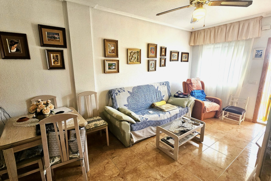 Resale - Apartamento/Bungalow - Torrevieja  - Parque de las Naciones