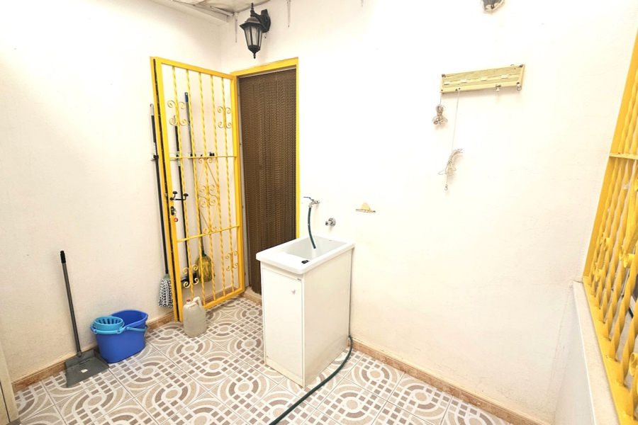 Resale - Apartamento/Bungalow - Torrevieja  - Parque de las Naciones