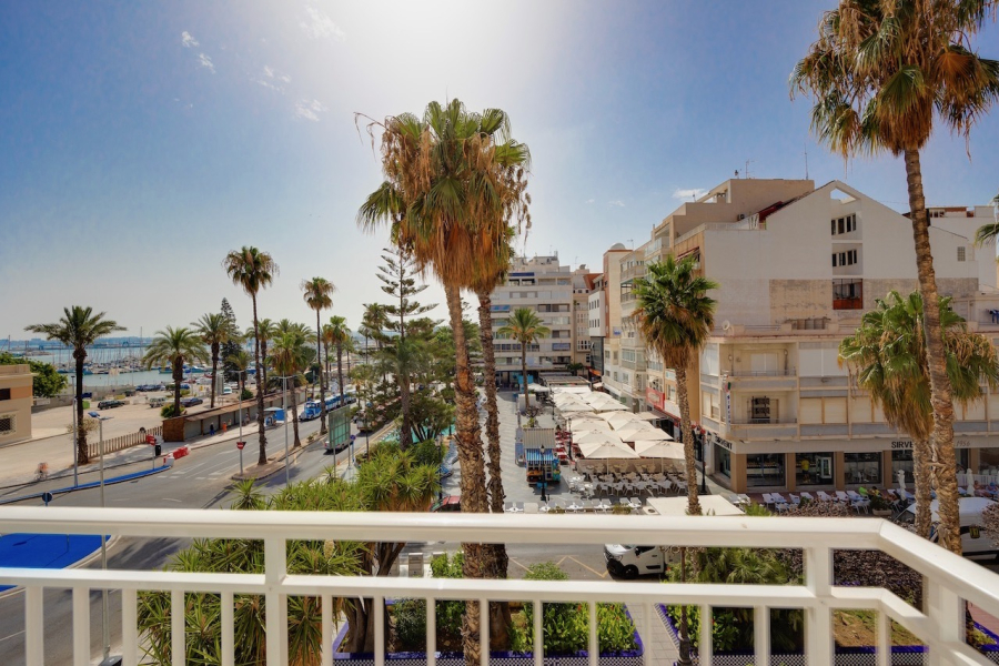 Resale - Apartamento/Bungalow - Torrevieja  - Centro