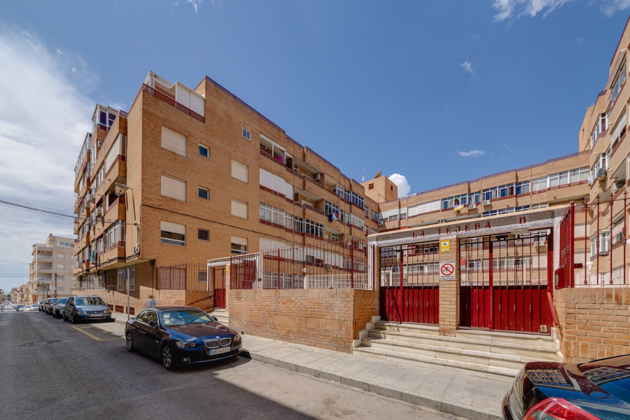 Resale - Apartamento/Bungalow - Torrevieja  - El Molino