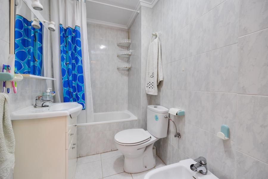 Resale - Apartamento/Bungalow - Torrevieja  - El Molino