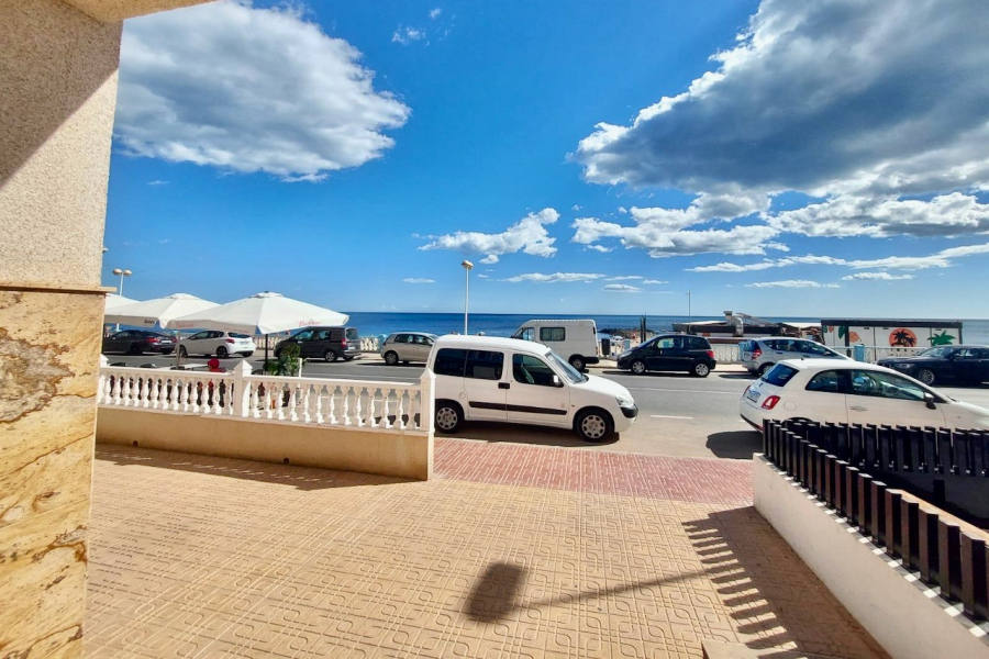 Resale - Apartment/Bungalow - Torrevieja  - Los Locos