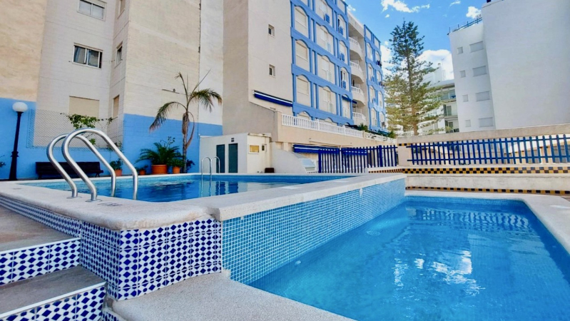 Apartamento/Bungalow - Resale - Torrevieja  - Los Locos