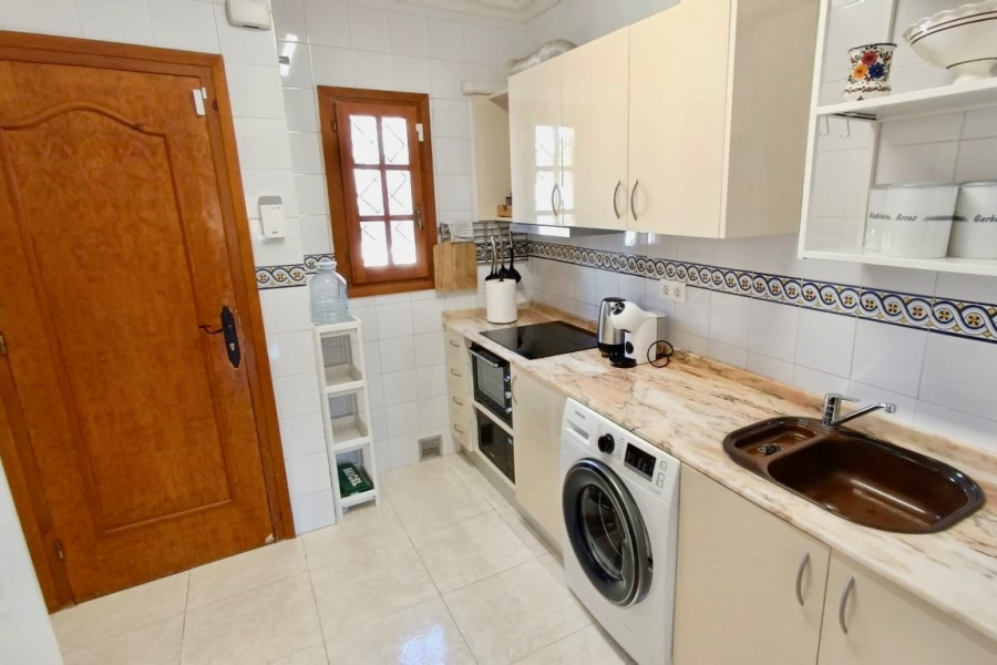 Resale - Apartamento/Bungalow - Torrevieja  - Torreblanca