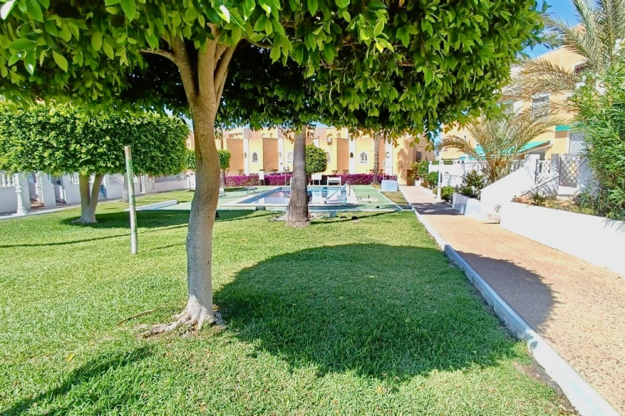 Resale - Lägenhet / Bungalow  - Torrevieja  - Torreblanca