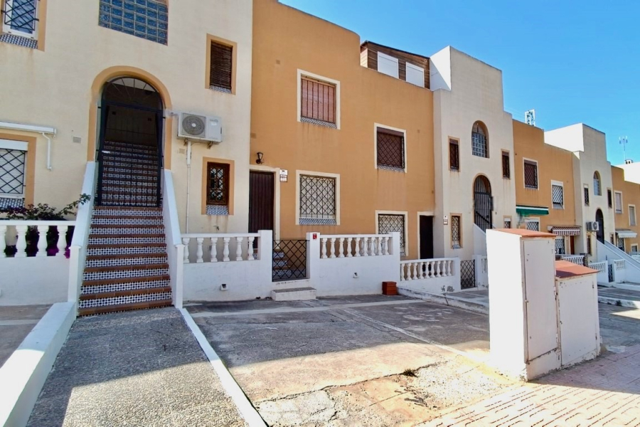 Resale - Lägenhet / Bungalow  - Torrevieja  - Torreblanca