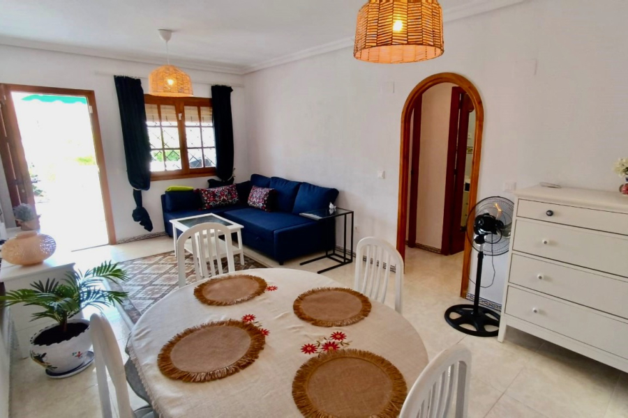 Resale - Lägenhet / Bungalow  - Torrevieja  - Torreblanca