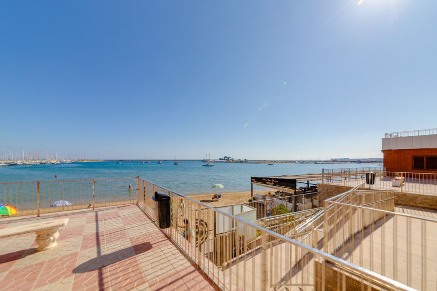 Resale - Apartment/Bungalow - Torrevieja  - El Acequión