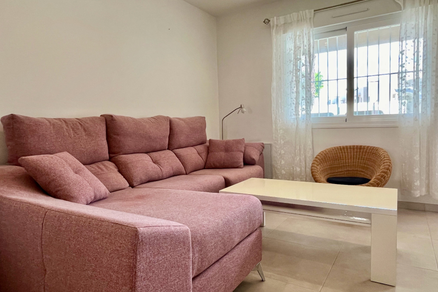 Resale - Apartment/Bungalow - Torrevieja  - Aguas Nuevas II