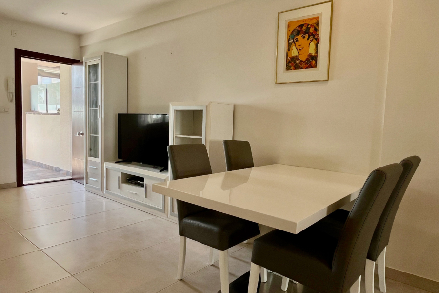 Resale - Apartment/Bungalow - Torrevieja  - Aguas Nuevas II