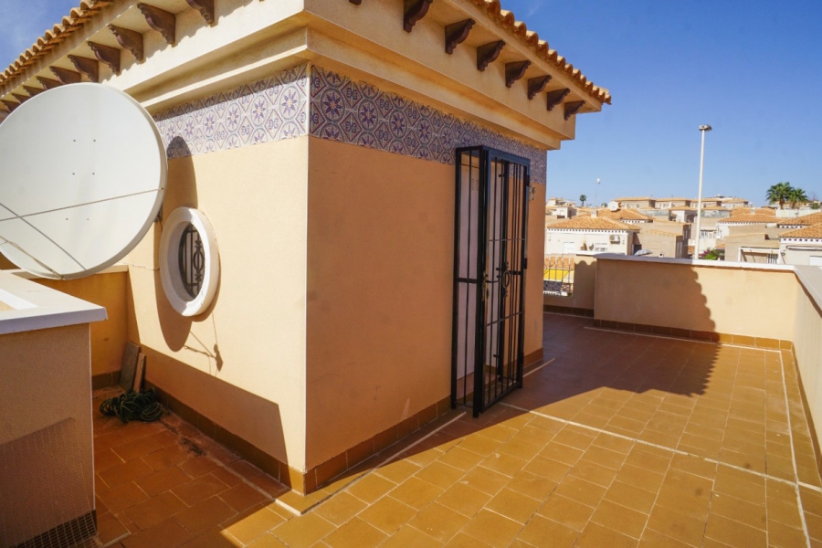 Resale - Townhouse / Duplex - Torrevieja  - Aguas Nuevas