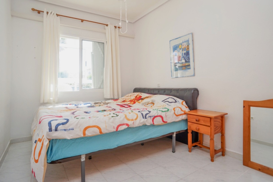 Resale - Apartment/Bungalow - Torrevieja  - La Mata