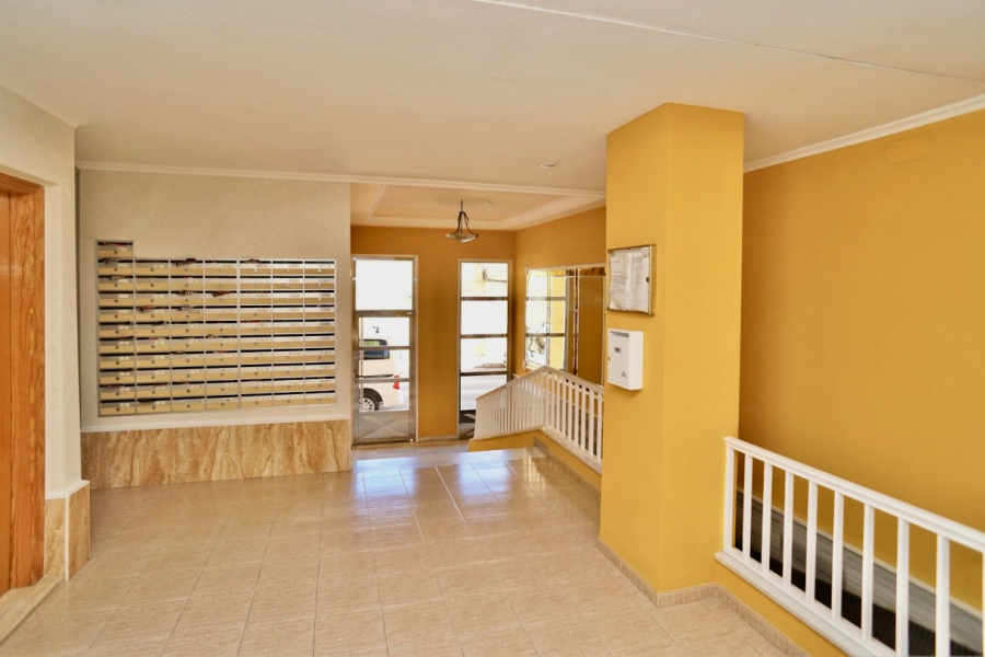 Resale - Apartamento/Bungalow - Torrevieja  - Centro