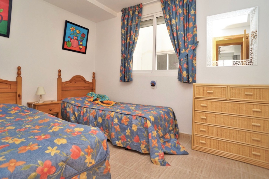 Resale - Apartamento/Bungalow - Torrevieja  - Centro