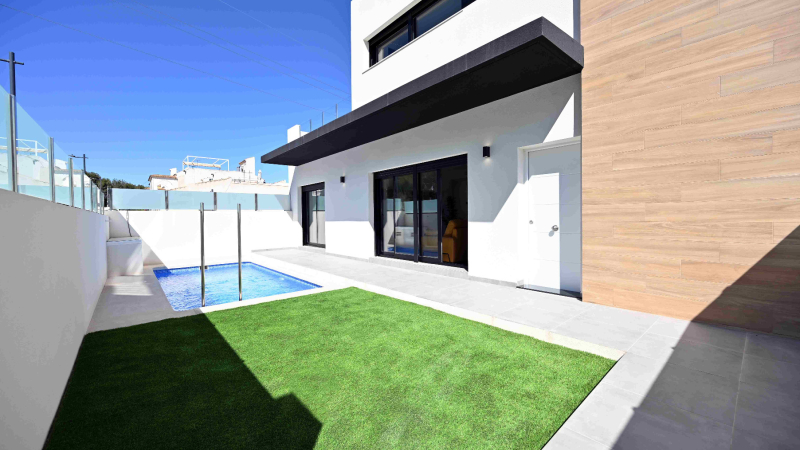 Villa / Semi detached - New Build - Orihuela Costa - Villamartin