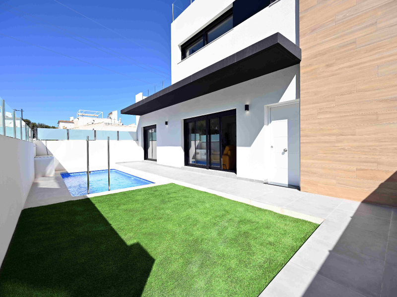 Villa / Semi-adosado - Nueva construcción  - Orihuela Costa - EN00719