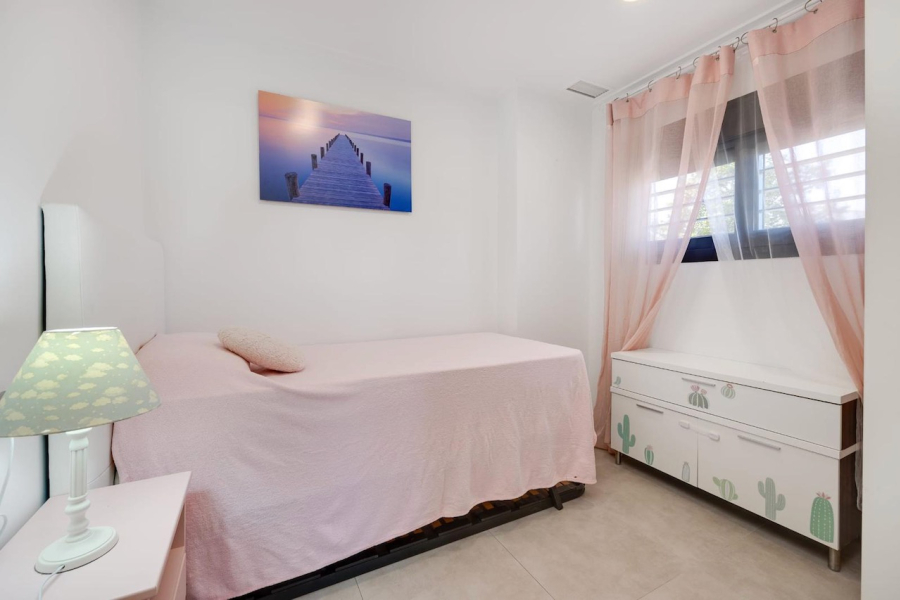 Resale - Apartment/Bungalow - Torrevieja  - La Mata