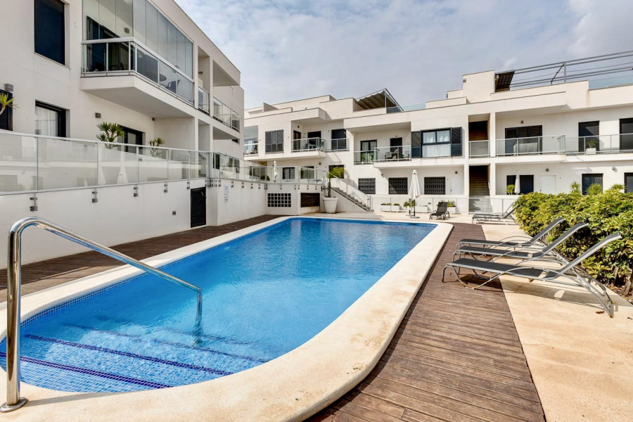 Resale - Apartment/Bungalow - Torrevieja  - La Mata