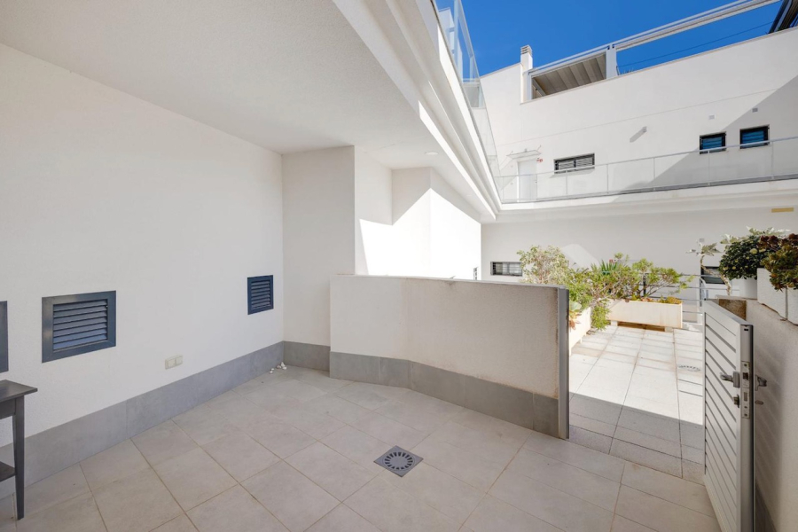 Resale - Apartment/Bungalow - Torrevieja  - La Mata