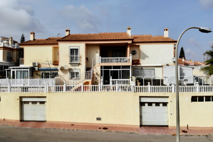 Resale - Apartment/Bungalow - Torrevieja  - Los Balcones