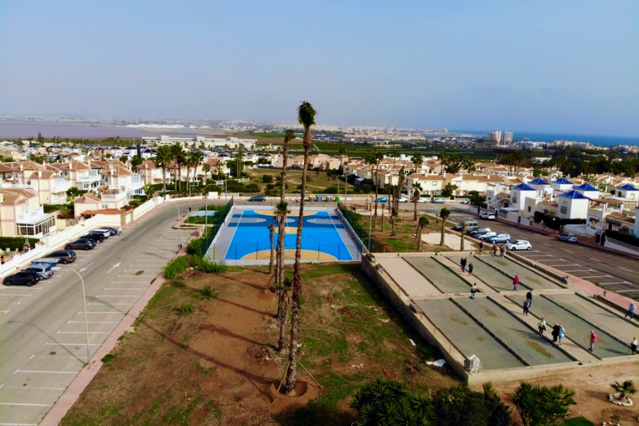 Resale - Apartment/Bungalow - Torrevieja  - Los Balcones