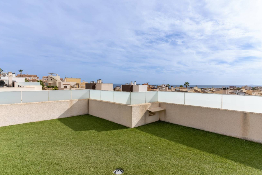 Resale - Villa / Semi-adosado - Torrevieja  - Torre del Moro