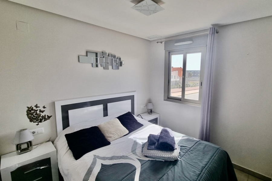 Resale - Apartamento/Bungalow - Torrevieja  - Aguas Nuevas