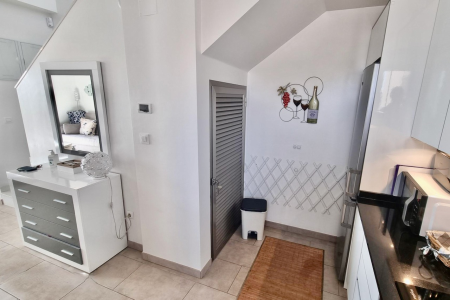 Resale - Apartamento/Bungalow - Torrevieja  - Aguas Nuevas