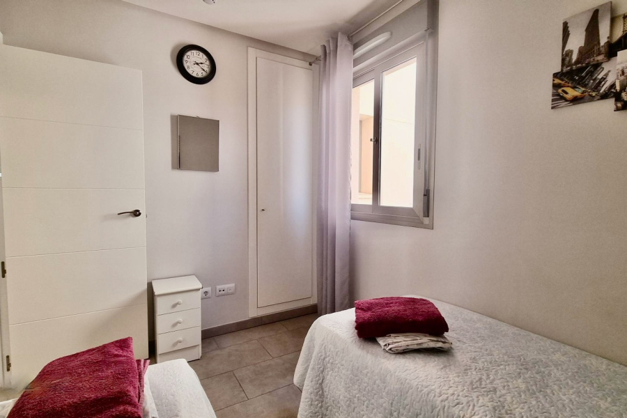 Resale - Apartamento/Bungalow - Torrevieja  - Aguas Nuevas