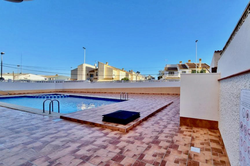 Leilighet/Bungalow - Bruktboliger - Torrevieja  - Nueva Torrevieja