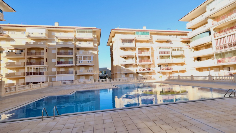 Apartment/Bungalow - Resale - Torrevieja  - La Mata