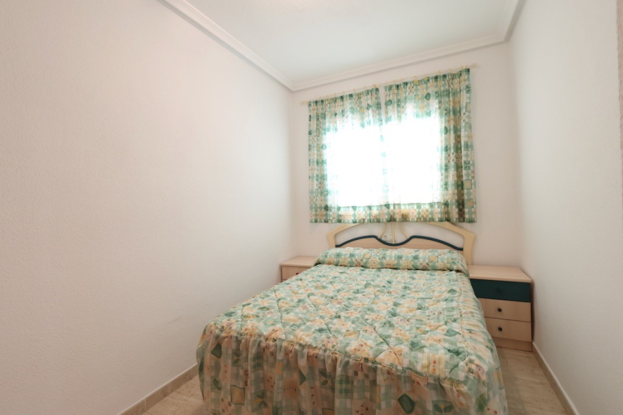 Resale - Apartamento/Bungalow - Torrevieja  - La Mata