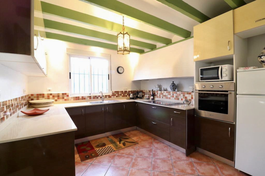 Resale - Villa / Semi detached - Orihuela Costa - Villamartin