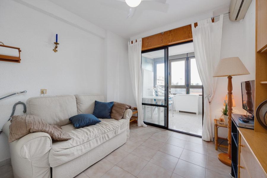 Resale - Lägenhet / Bungalow  - Torrevieja  - Cabo Cervera