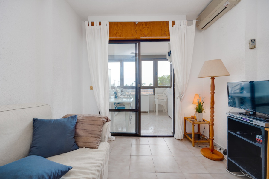 Resale - Lägenhet / Bungalow  - Torrevieja  - Cabo Cervera