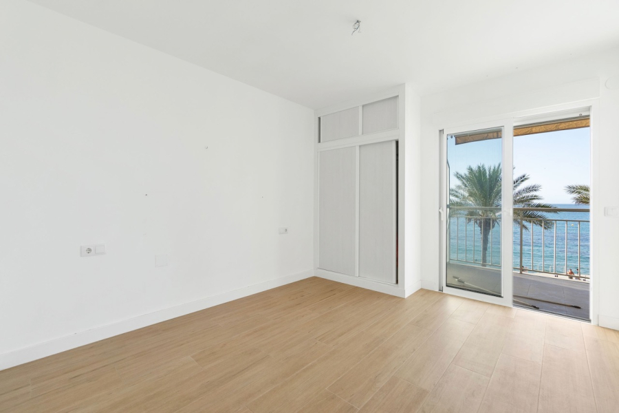 Resale - Apartamento/Bungalow - Torrevieja  - Playa del Cura