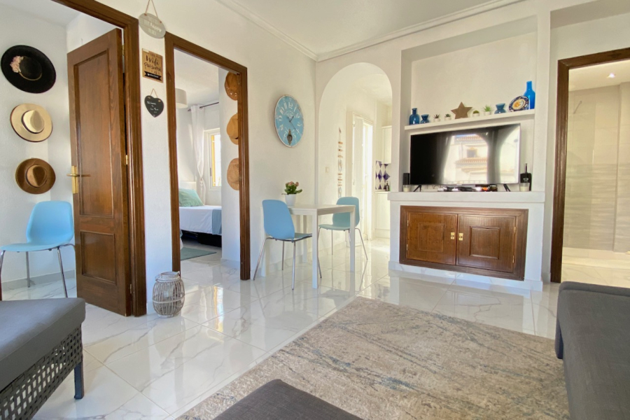 Resale - Lägenhet / Bungalow  - Torrevieja  - Molino Blanco