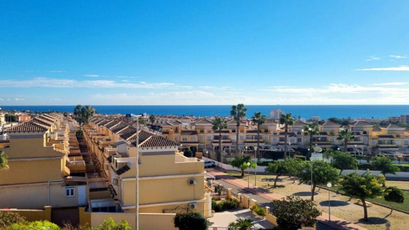 Apartment/Bungalow - Resale - Torrevieja  - Aguas Nuevas