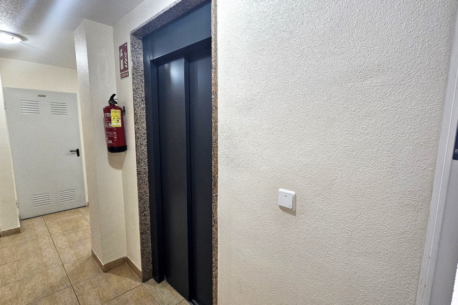 Resale - Apartamento/Bungalow - Torrevieja  - Playa del Cura