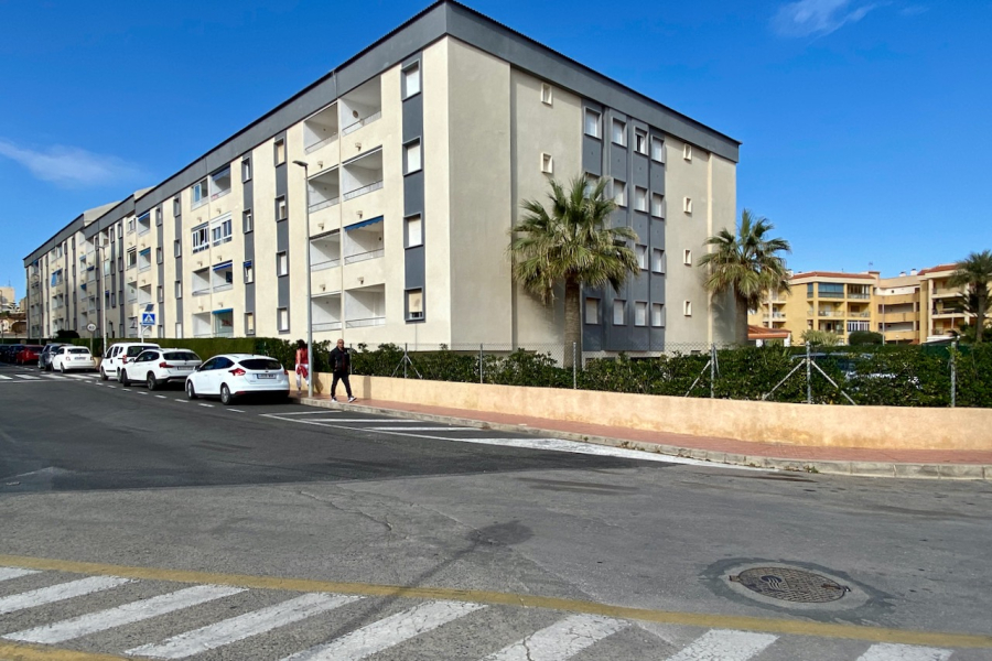 Resale - Apartment/Bungalow - Orihuela Costa - Punta Prima