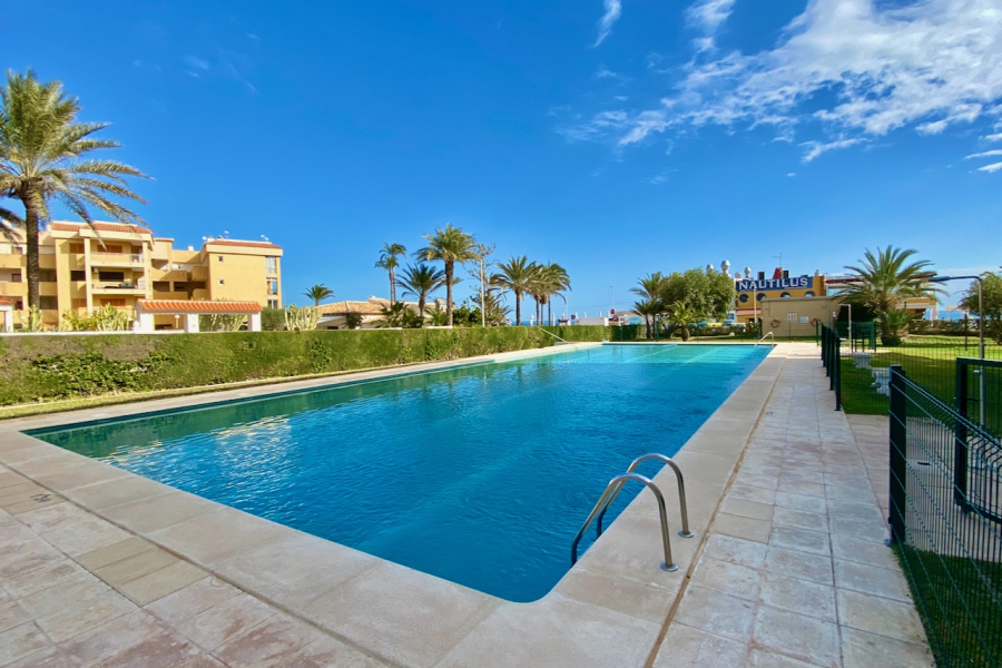 Resale - Apartment/Bungalow - Orihuela Costa - Punta Prima