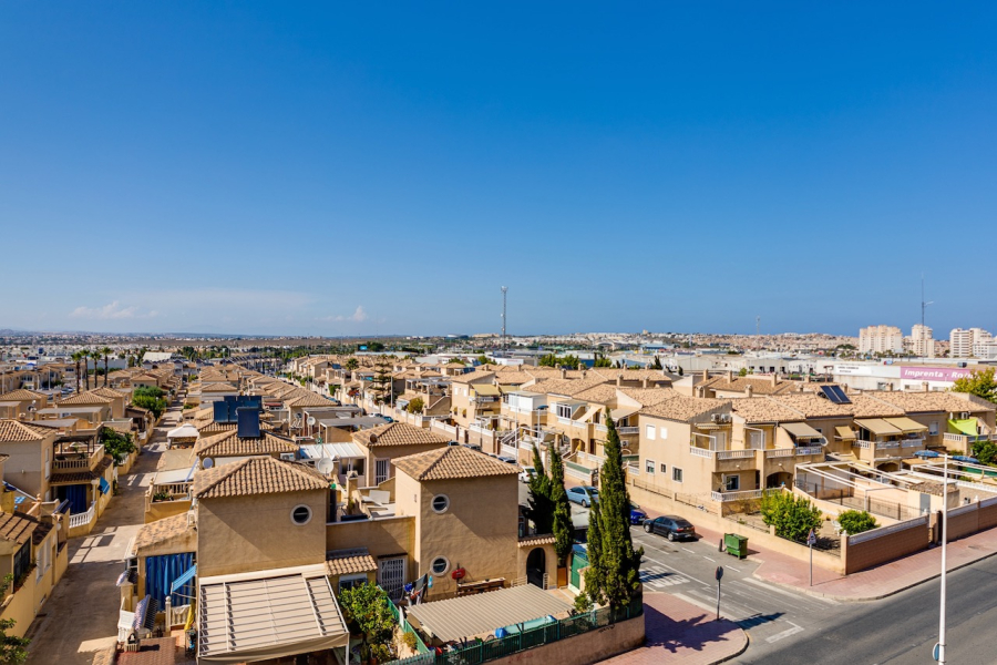 Resale - Townhouse / Duplex - Torrevieja  - Parque de las Naciones