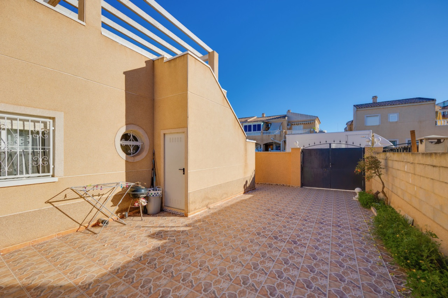 Resale - Townhouse / Duplex - Torrevieja  - Parque de las Naciones