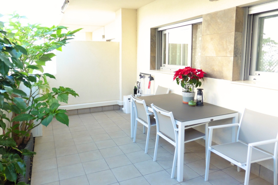 Resale - Apartment/Bungalow - Torrevieja  - La Veleta