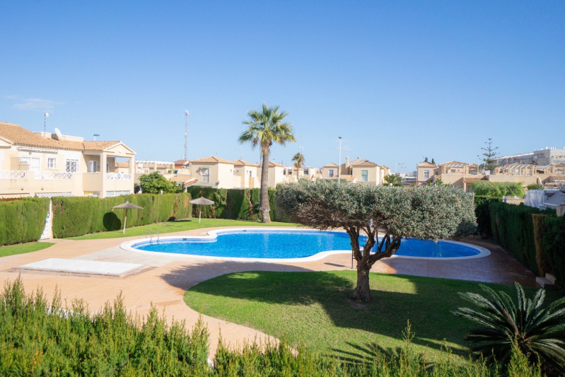 Townhouse / Duplex - Resale - Torrevieja  - Parque de las Naciones